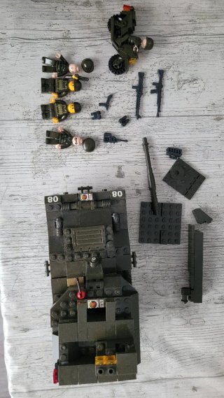 2 Tanques, Moto y 5 Soldados tipo Lego