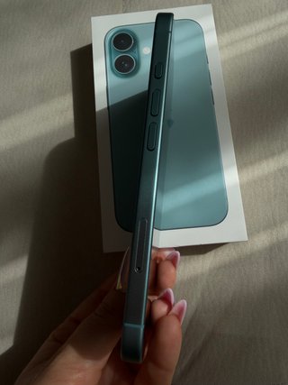 iPhone 16 128 GB Verde