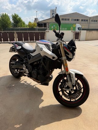BMW F800R tricolor