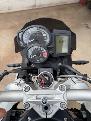 BMW F800R tricolor