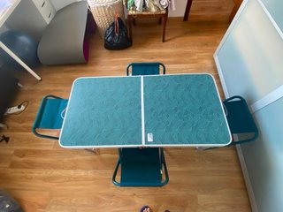Mesa y 4 Sillas Camping Plegables