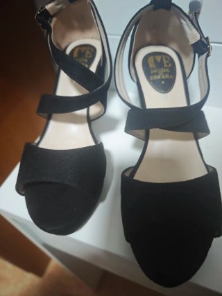 Zapatos de tacón negros talla 41