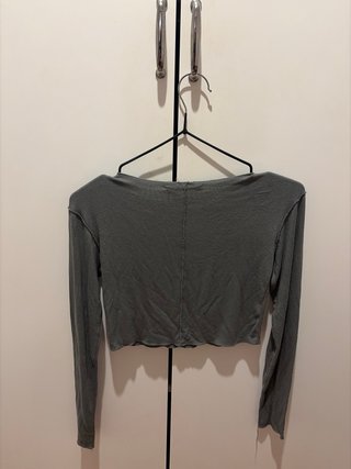 Top Zara manga larga verde