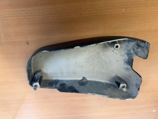 Tapa Bajo Asiento Kawasaki Vulcan 1500 Dcha