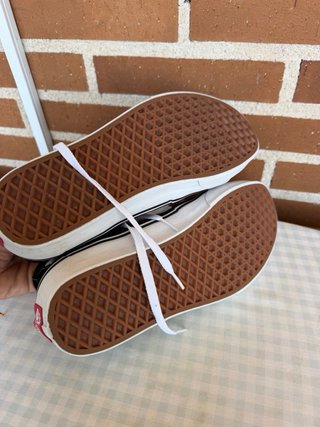 Zapatillas Vans SK8-Hi Negras y Blancas