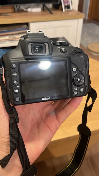Nikon D3400 + 18-55mm VR | 24MP | Full HD | SnapBr