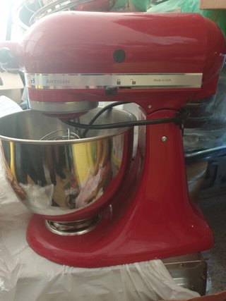 Batidora KitchenAid Artisan Roja
