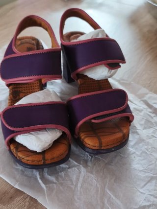 Sandalias Art Piel Velcro Morado Rosa