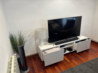 Mueble TV 180x50 Blanco y Negro