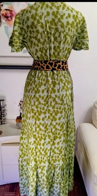 Vestido largo estampado floral verde