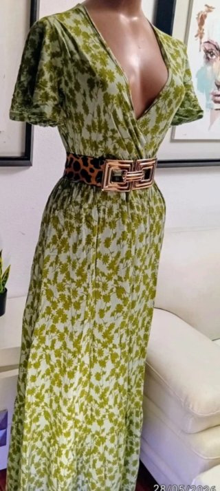 Vestido largo estampado floral verde