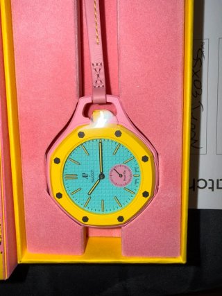 Reloj Swatch Rosa y Amarillo