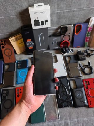Samsung S25 Ultra + Buds 4 Pro + Reloj Ultra