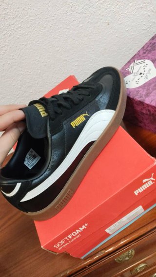 Zapatillas Puma Talla 41 Negras y blancas.