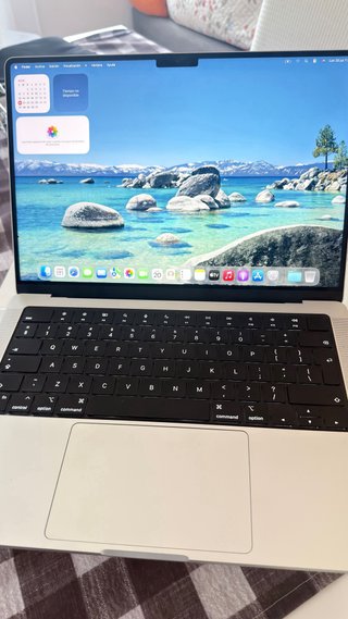 MacBook Pro 14 2021 M1 Max 64GB RAM 8TB