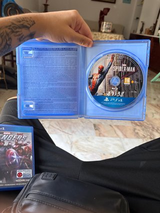 Marvel Spider-Man PS4 + Marvel Avengers PS4