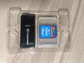 Tarjeta SD Wi-Fi Transcend 16GB Class 10 + Lector