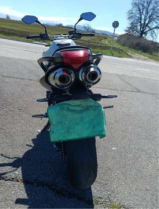 Yamaha FZ6N Blanca
