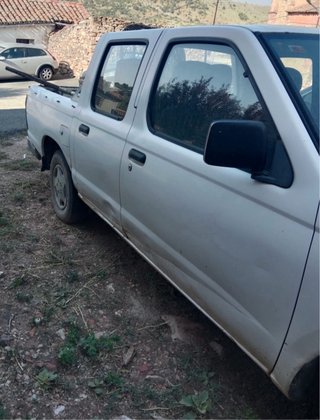 Nissan Navara 2003