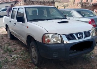 Nissan Navara 2003