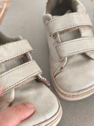 Zapatillas Feroz Talla 29 Blancas