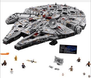 LEGO Star Wars UCS Halcón Milenario 75192