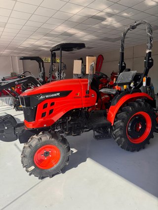 Tractor Avenger Mitsubishi 30CV