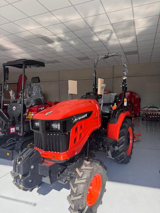 Tractor Avenger Mitsubishi 30CV