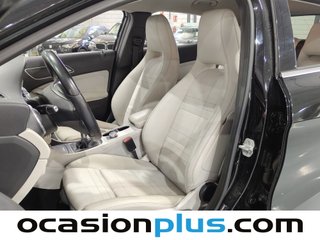 Mercedes-Benz GLA 200 d Urban 100 kW (136 CV)