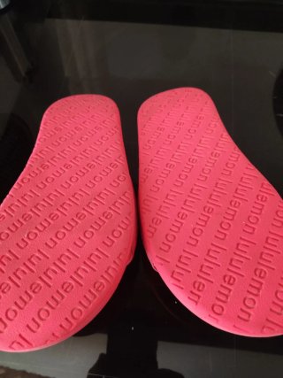 Chanclas Lululemon Mujer Naranja/Rosa playa.