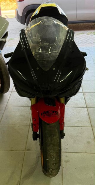 Yamaha R1 2001 Negra/Roja