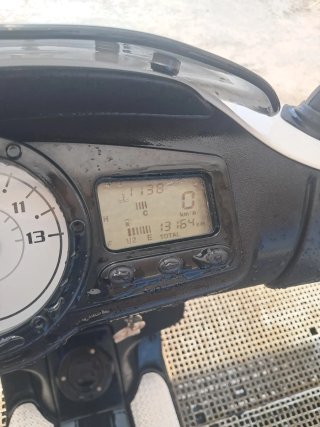 Piaggio NRG Scooter Roja y Blanca