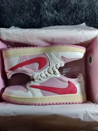 Jordan 1 Travis Scott Rosa/Blanco