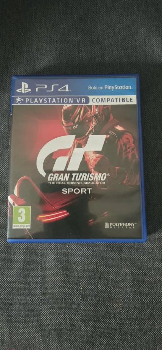 PS4 Gran Turismo Sport
