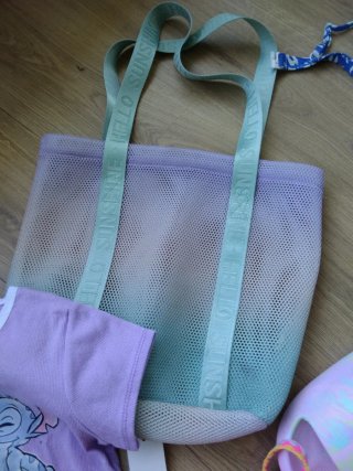 Lote Ropa Verano Niña: Bikini, Camiseta, Chanclas.