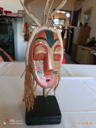 Maschera Tribale Africana con Piantana