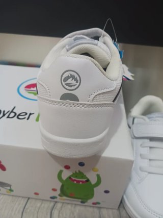 Zapatillas J'Hayber niño/niña Talla 26