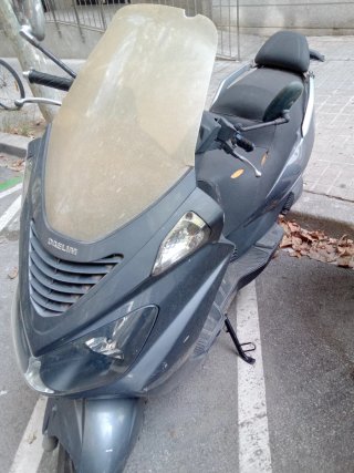 Daelim 125 Scooter Maxi Negra/Gris