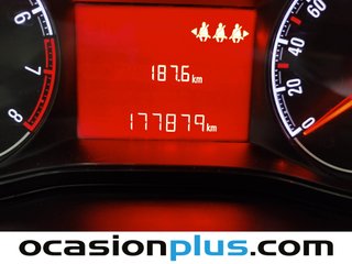 Opel Corsa 1.4 Expression 66 kW (90 CV)