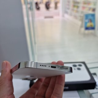 iPhone 13 Pro Max 128GB Plata Usado Con Caja.