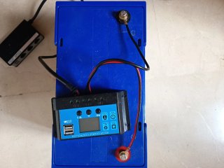 Bateria Ultracell 12V 98Ah, Controlador y Cargador
