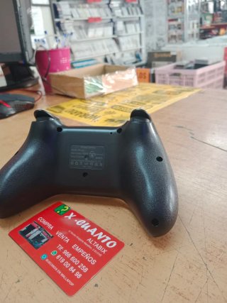 MANDO SWITCH INALÁMBRICO COMPATIBLE SIN USAR