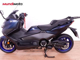 YAMAHA T-MAX 560