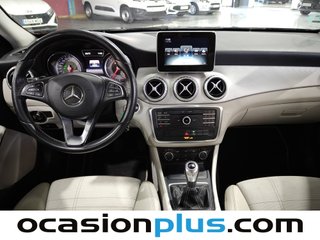 Mercedes-Benz GLA 200 d Urban 100 kW (136 CV)