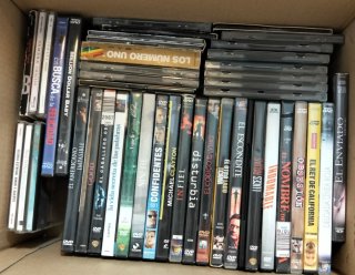 Lote de CDs y DVDs: The Beatles, Los del Río y más