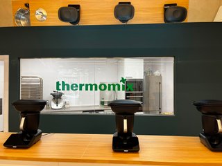 Thermomix TM7 sin estrenar + cortador