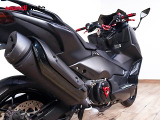 YAMAHA T-MAX 560