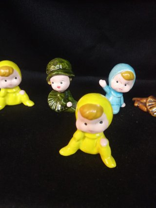 Figuras de colección bebés cerámica