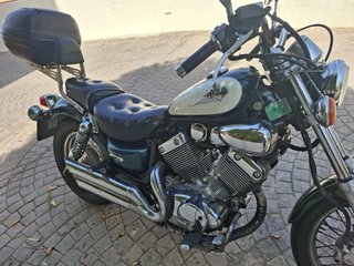 Moto Yamaha Virago 435 bicolor