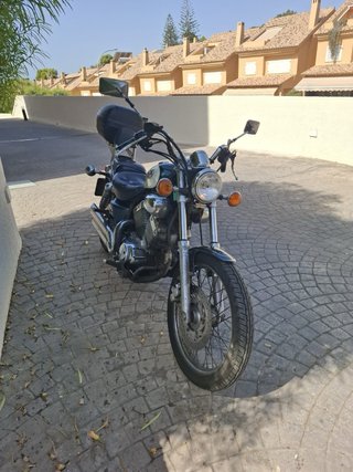 Moto Yamaha Virago 435 bicolor